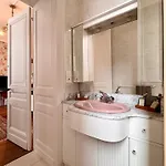 Guest house Chateau Moncassin Leyritz-Moncassin