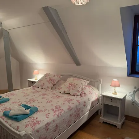 Гостевой дом Chateau Moncassin 4*