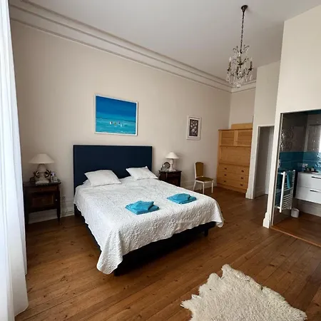 게스트하우스 Chateau Moncassin