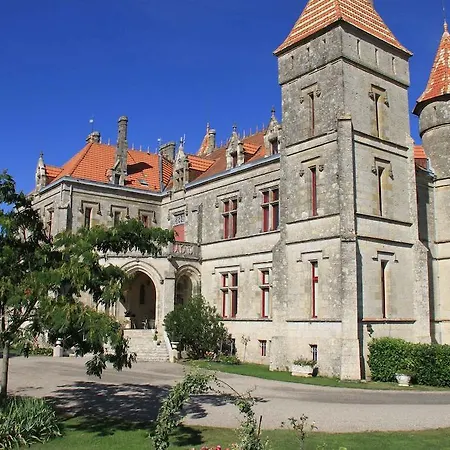 בית הארחה Chateau Moncassin