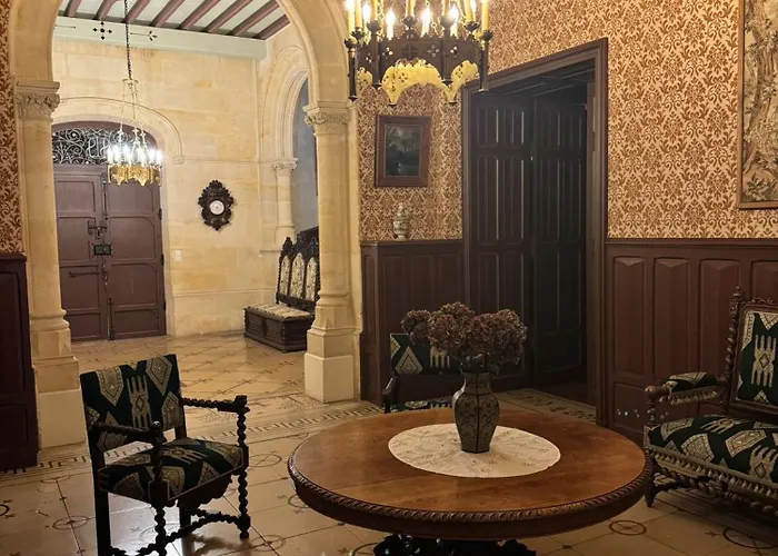 בית הארחה Chateau Moncassin Leyritz-Moncassin