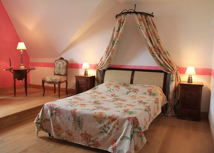 Pensión Chateau Moncassin 4*