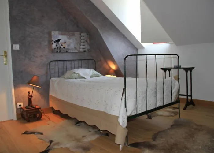 בית הארחה Chateau Moncassin