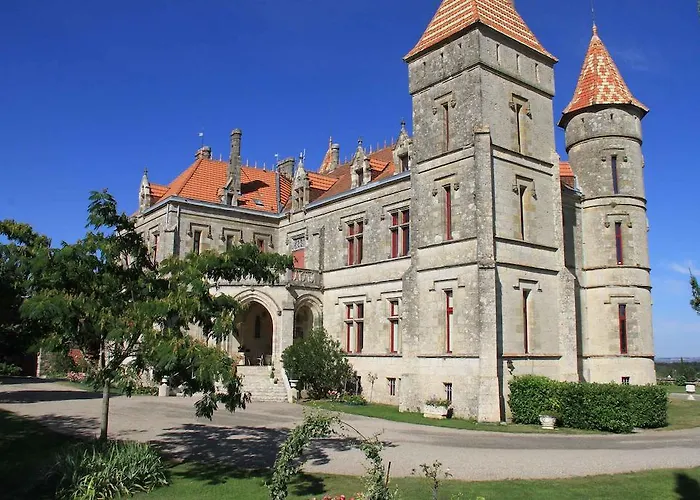 בית הארחה Chateau Moncassin